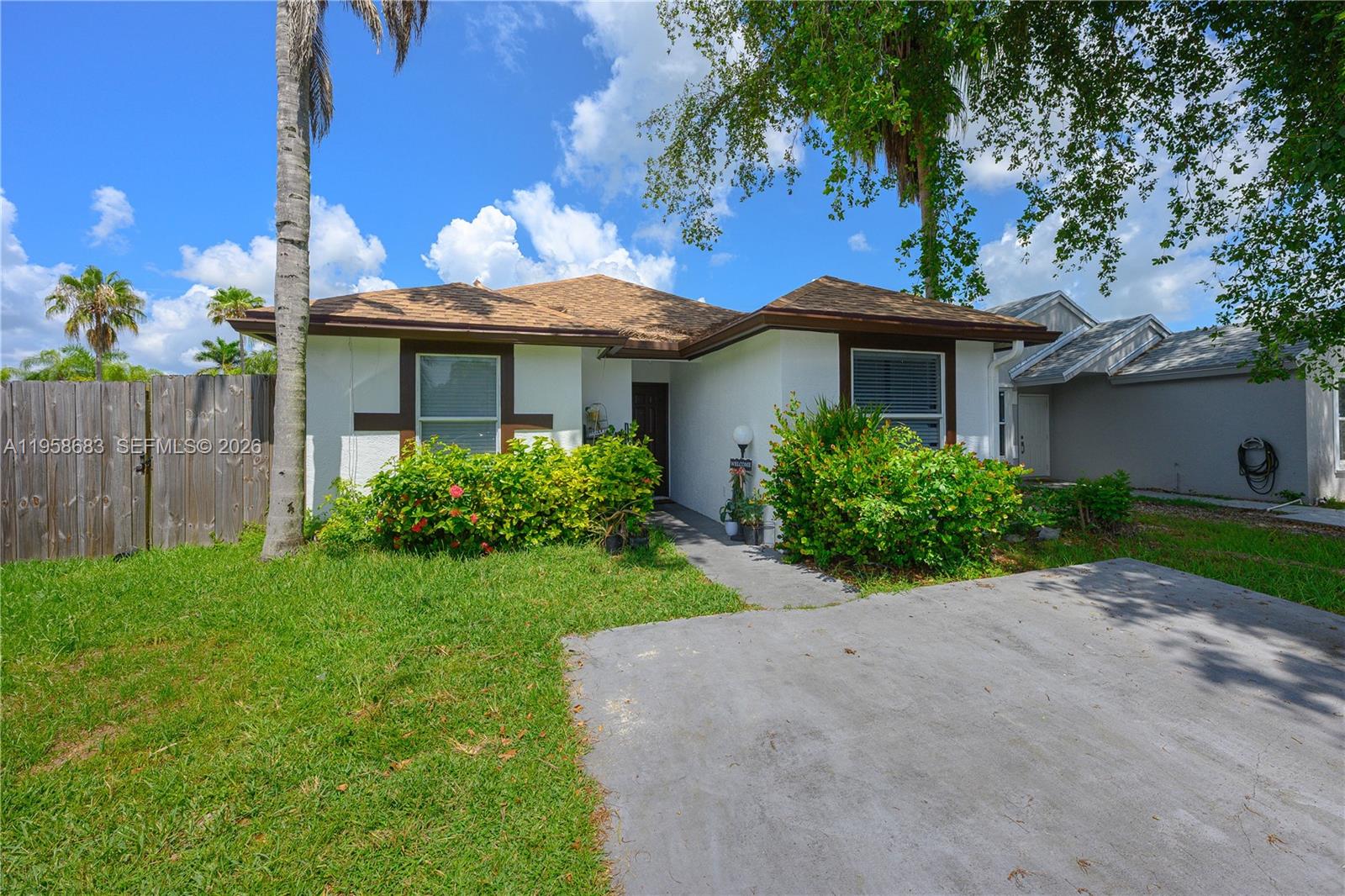 VILLAS OF PALM BAY - Residential