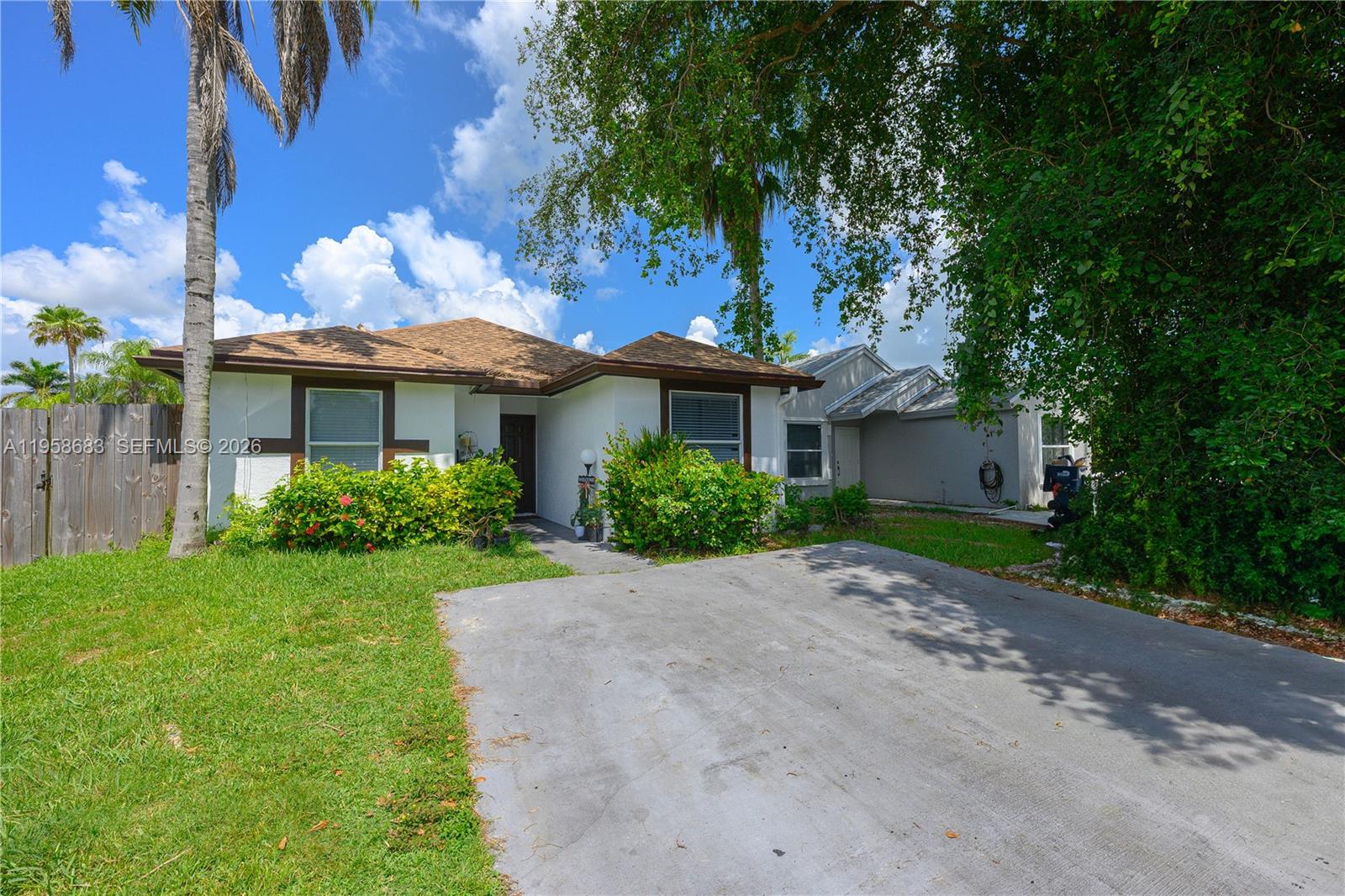 VILLAS OF PALM BAY - Residential