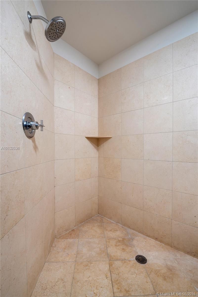 The Axis On Brickell II C - Residential Lease