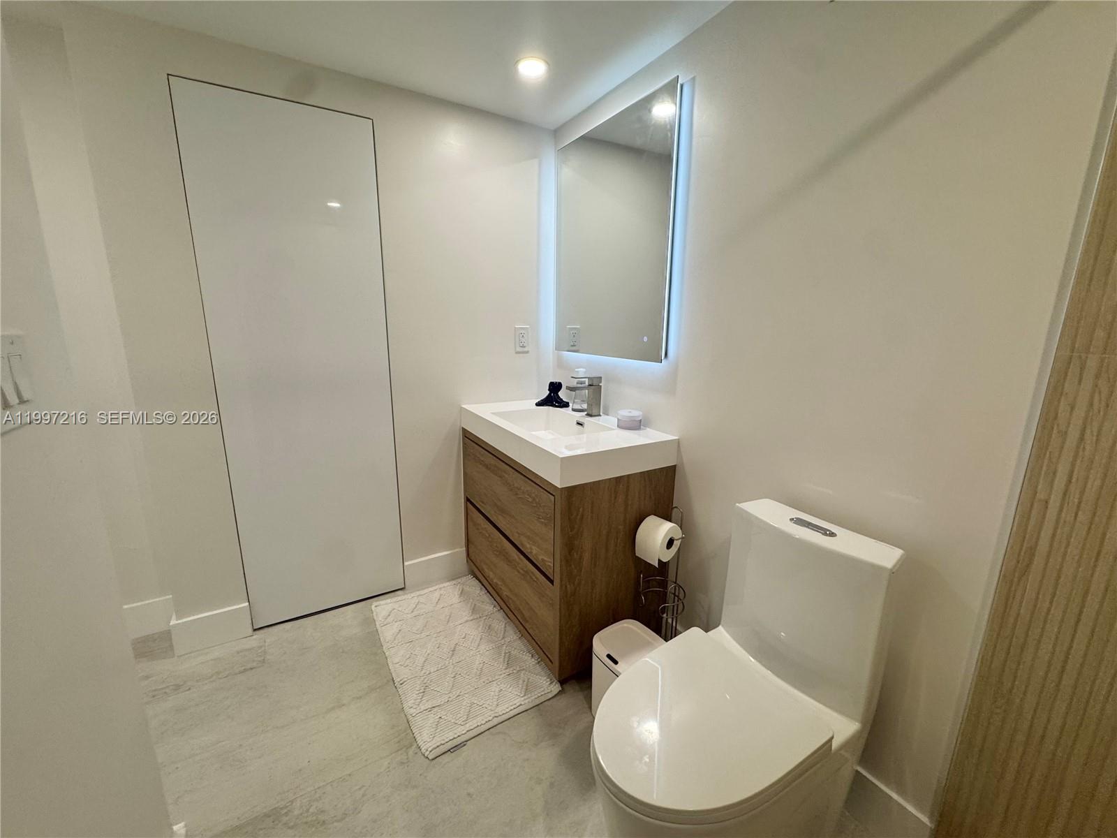 TRITON TOWER CONDO - Residential