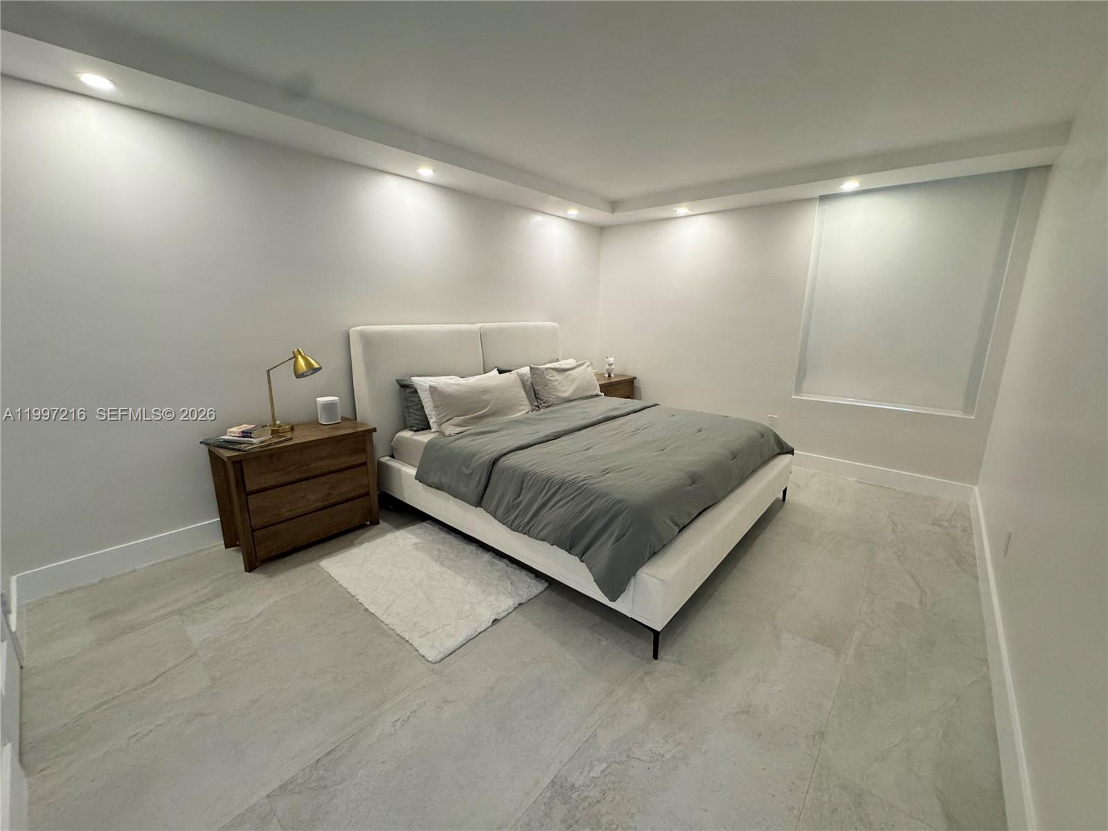 TRITON TOWER CONDO - Residential