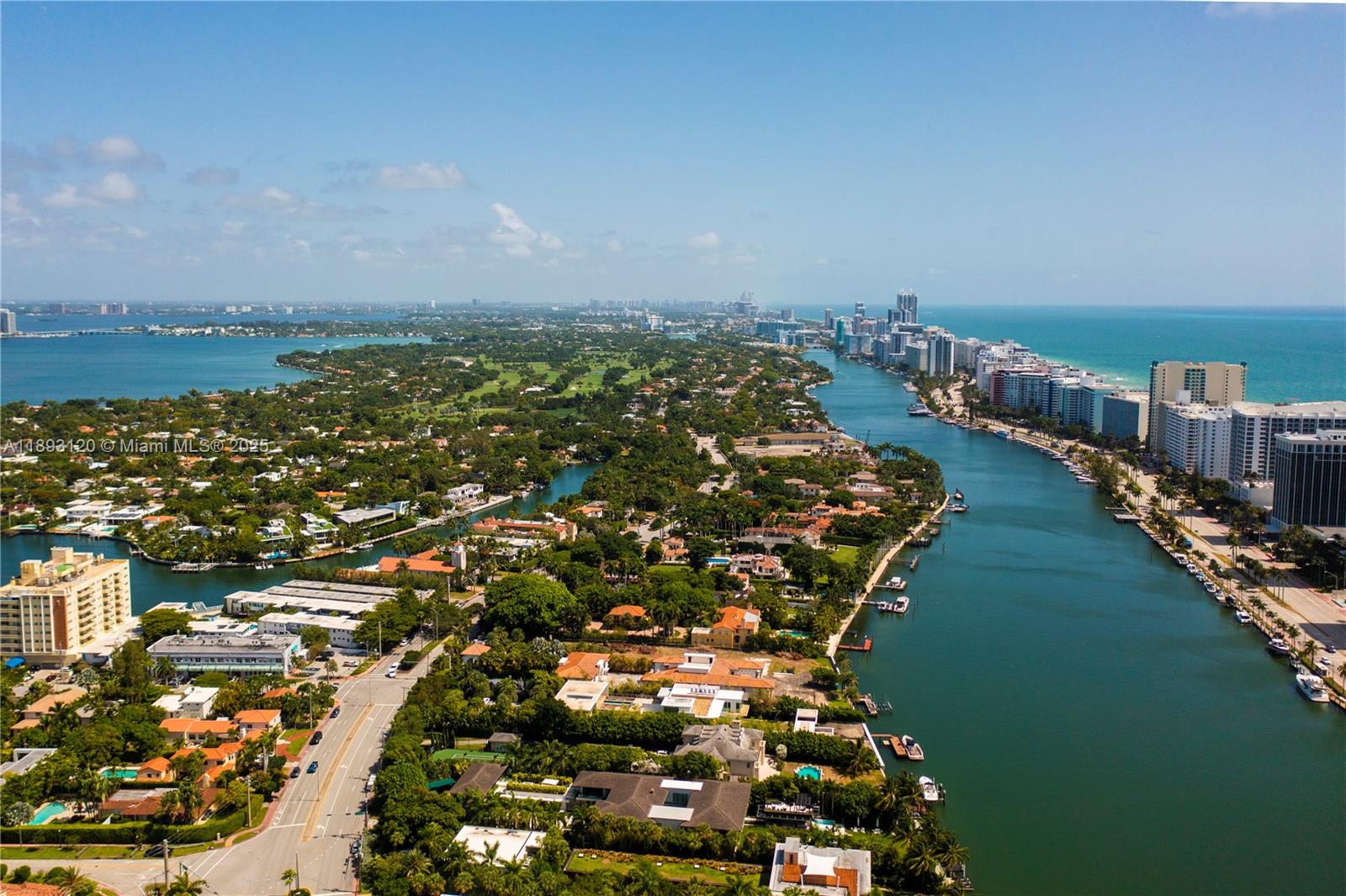 THE ESQUIRE HOUSE - Residential