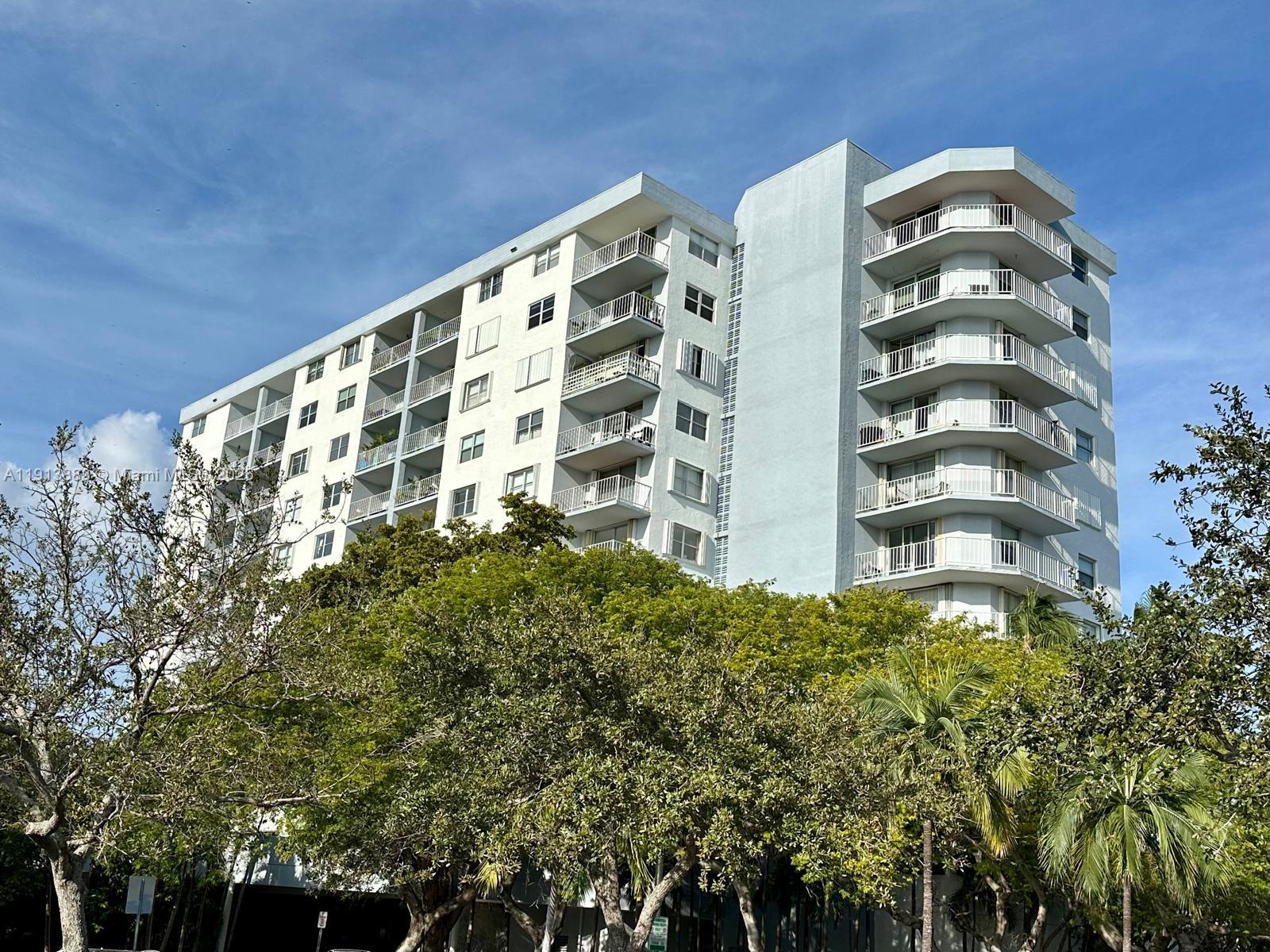 STANTON HOUSE CONDO - Residential Lease