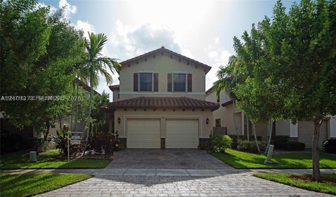 Photo of 532 SE 34th Ter, Homestead, FL 33033 (MLS # A12103373)