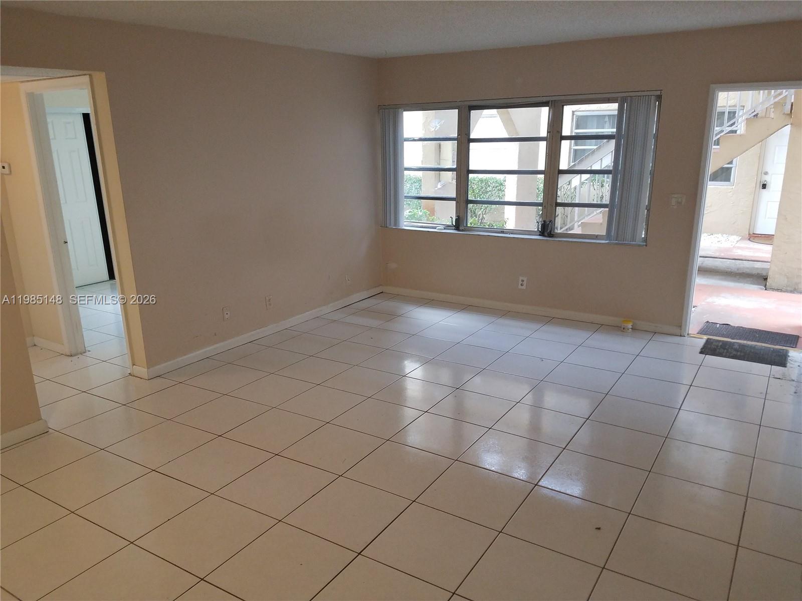 LAKEWOOD VILLAGE - Residential Lease