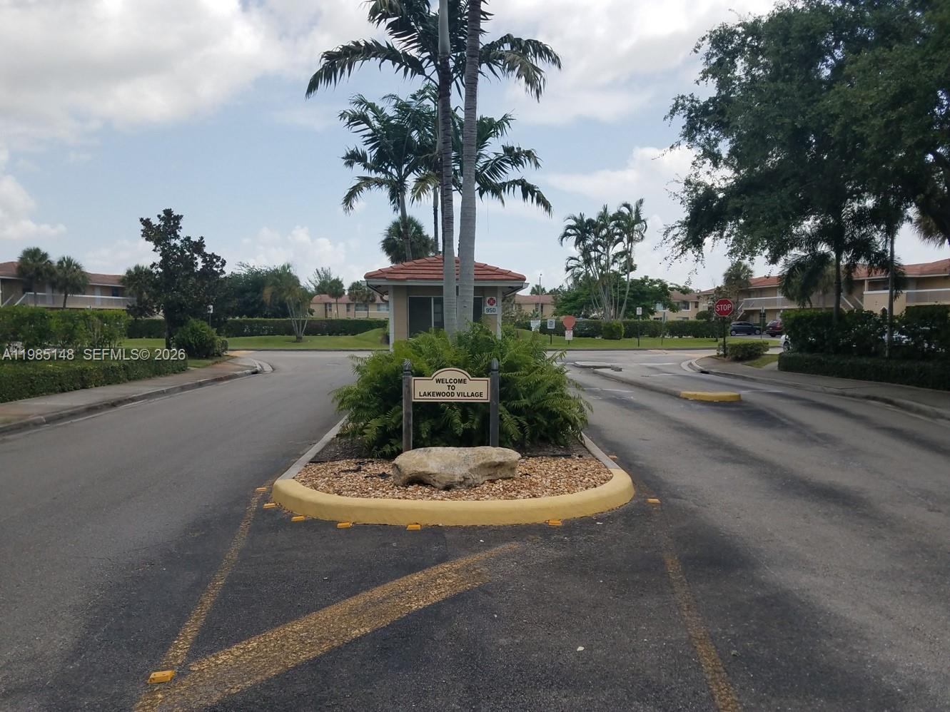 LAKEWOOD VILLAGE - Residential Lease