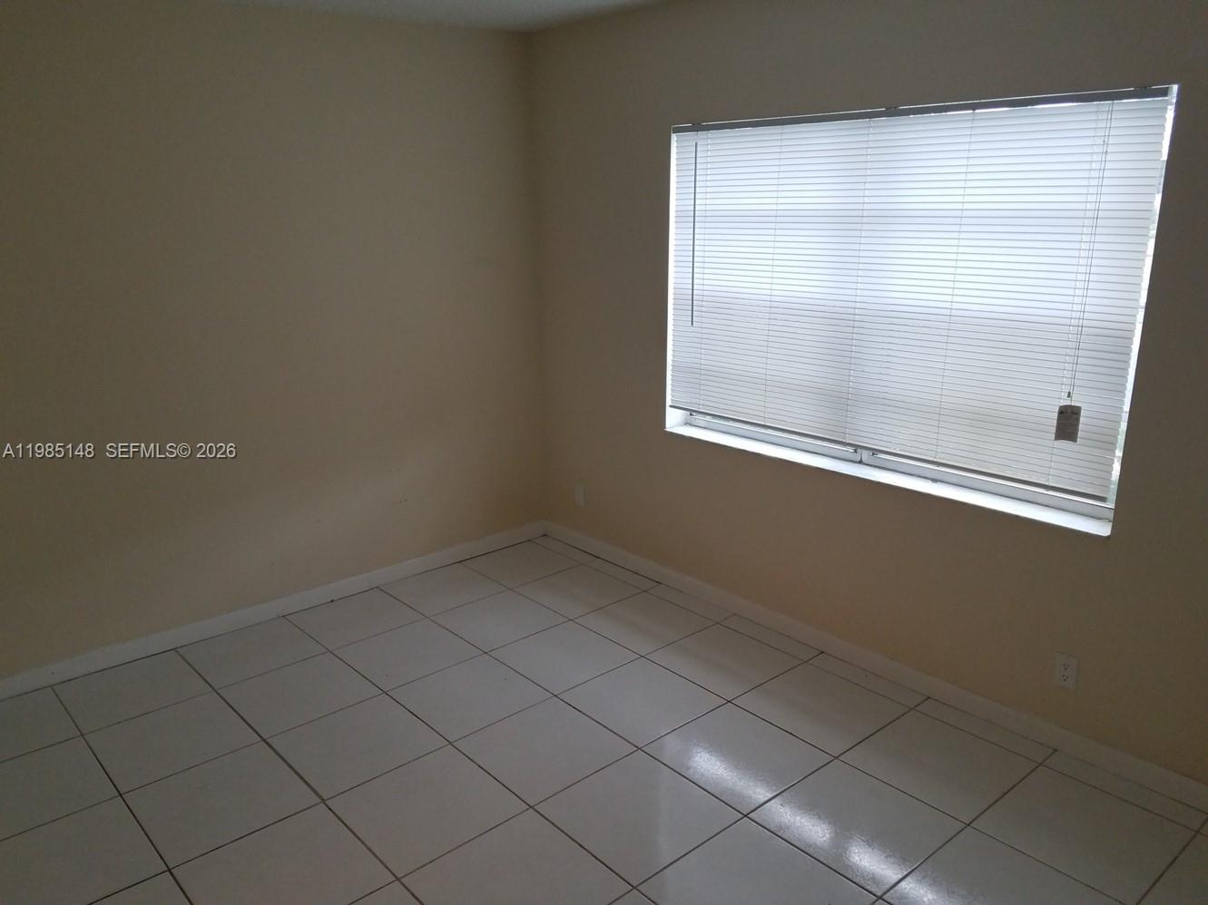 LAKEWOOD VILLAGE - Residential Lease