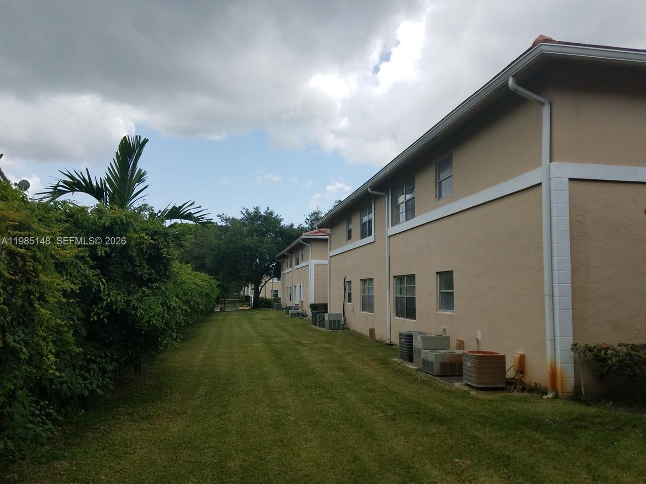 LAKEWOOD VILLAGE - Residential Lease