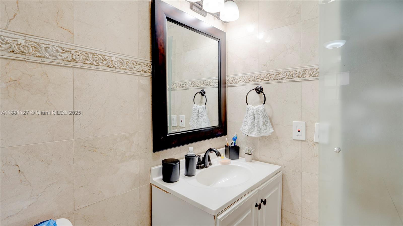 CARLOCK SUB - Residential