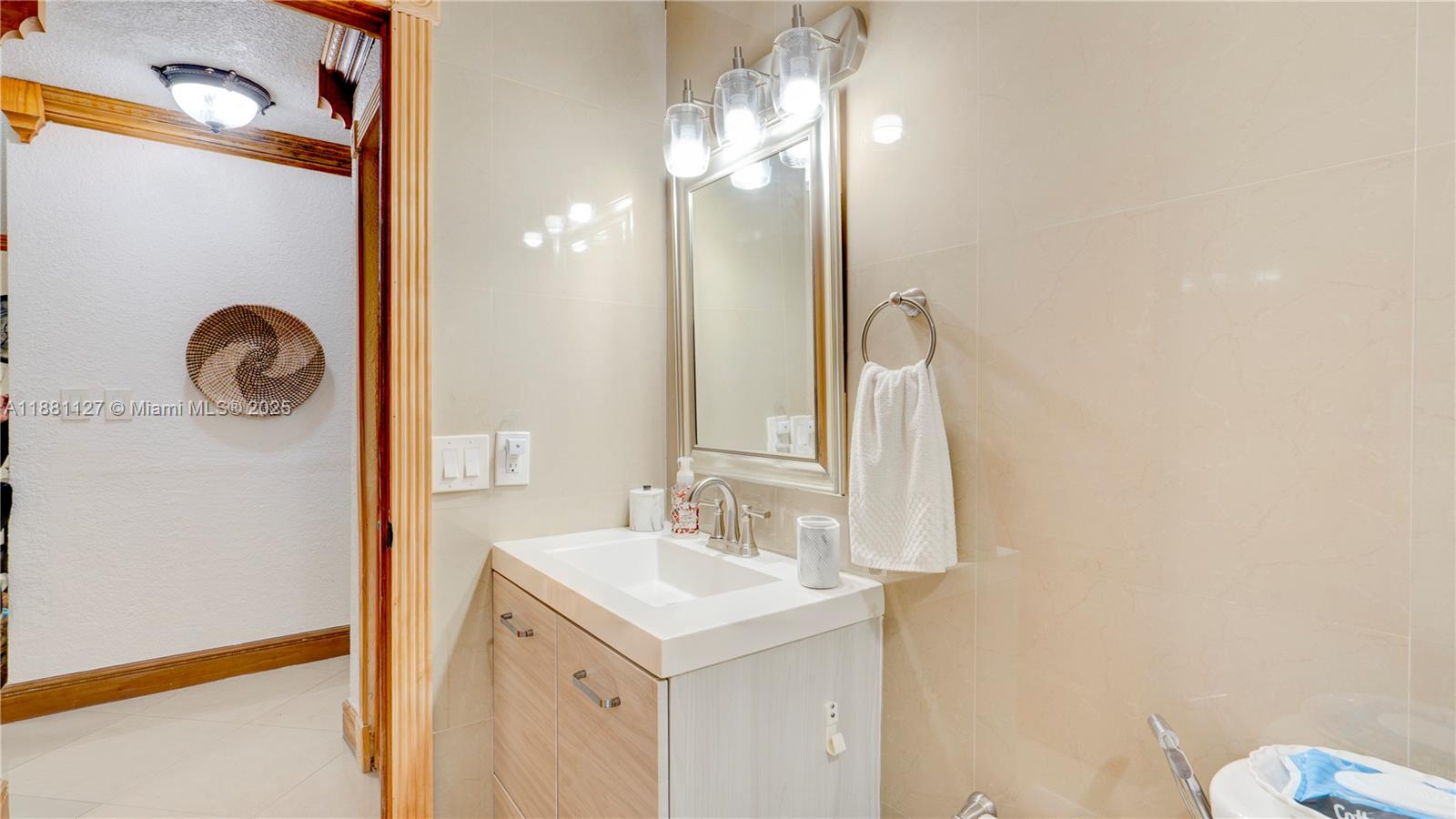 CARLOCK SUB - Residential