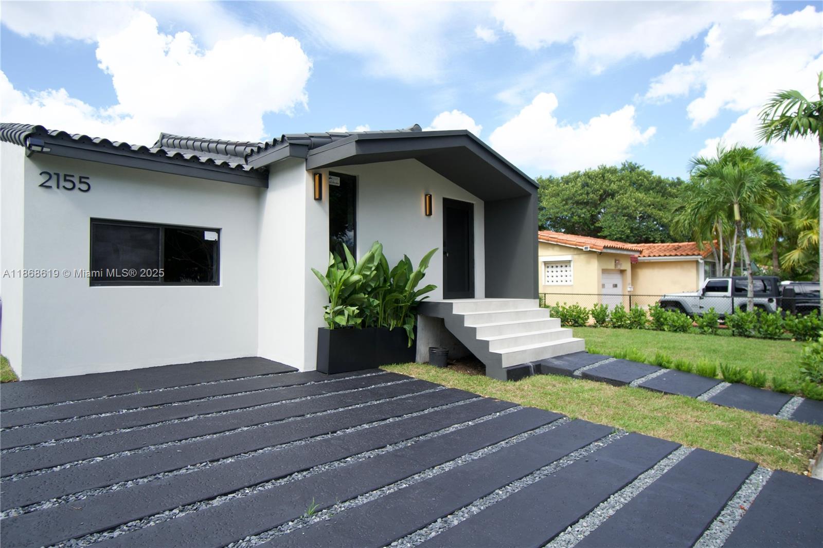 2155 SW 25th Ter