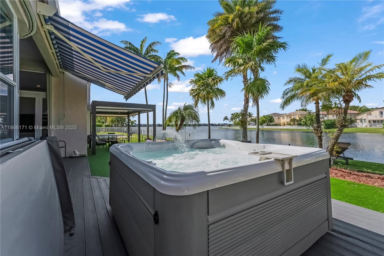 RIVIERA ISLES II - Residential