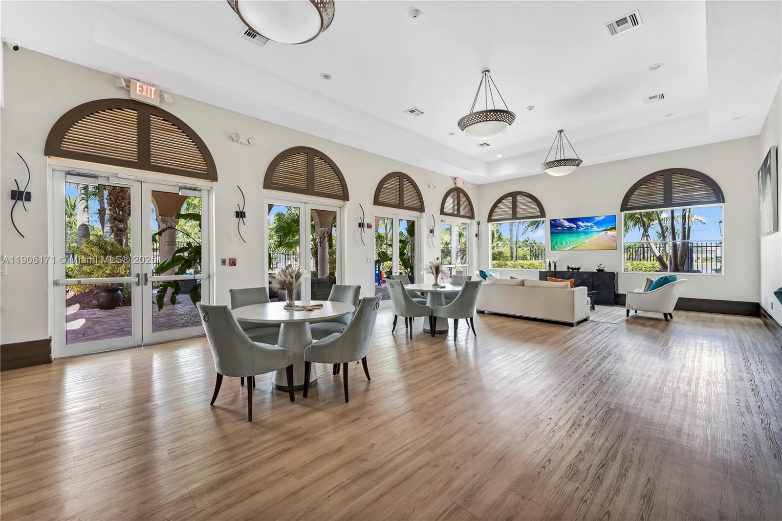 RIVIERA ISLES II - Residential