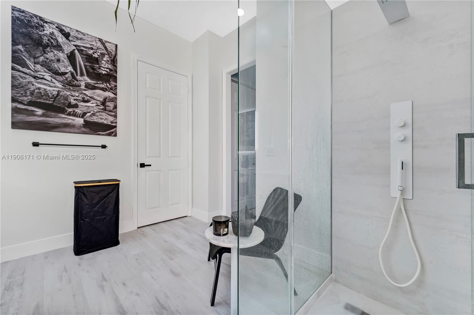 RIVIERA ISLES II - Residential