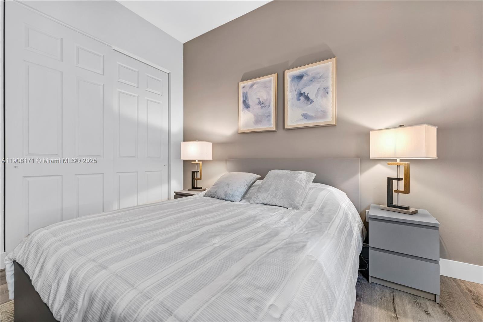 RIVIERA ISLES II - Residential