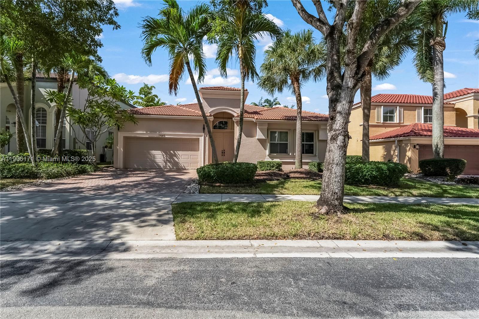 RIVIERA ISLES II - Residential