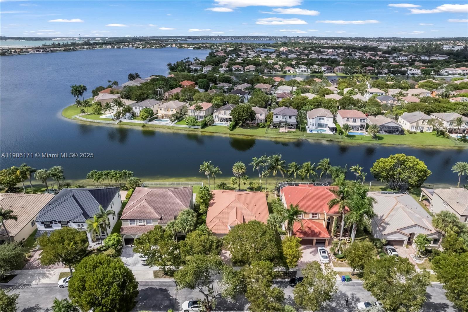 RIVIERA ISLES II - Residential