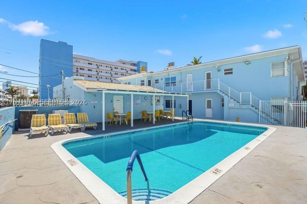 315 Van Buren St 107B