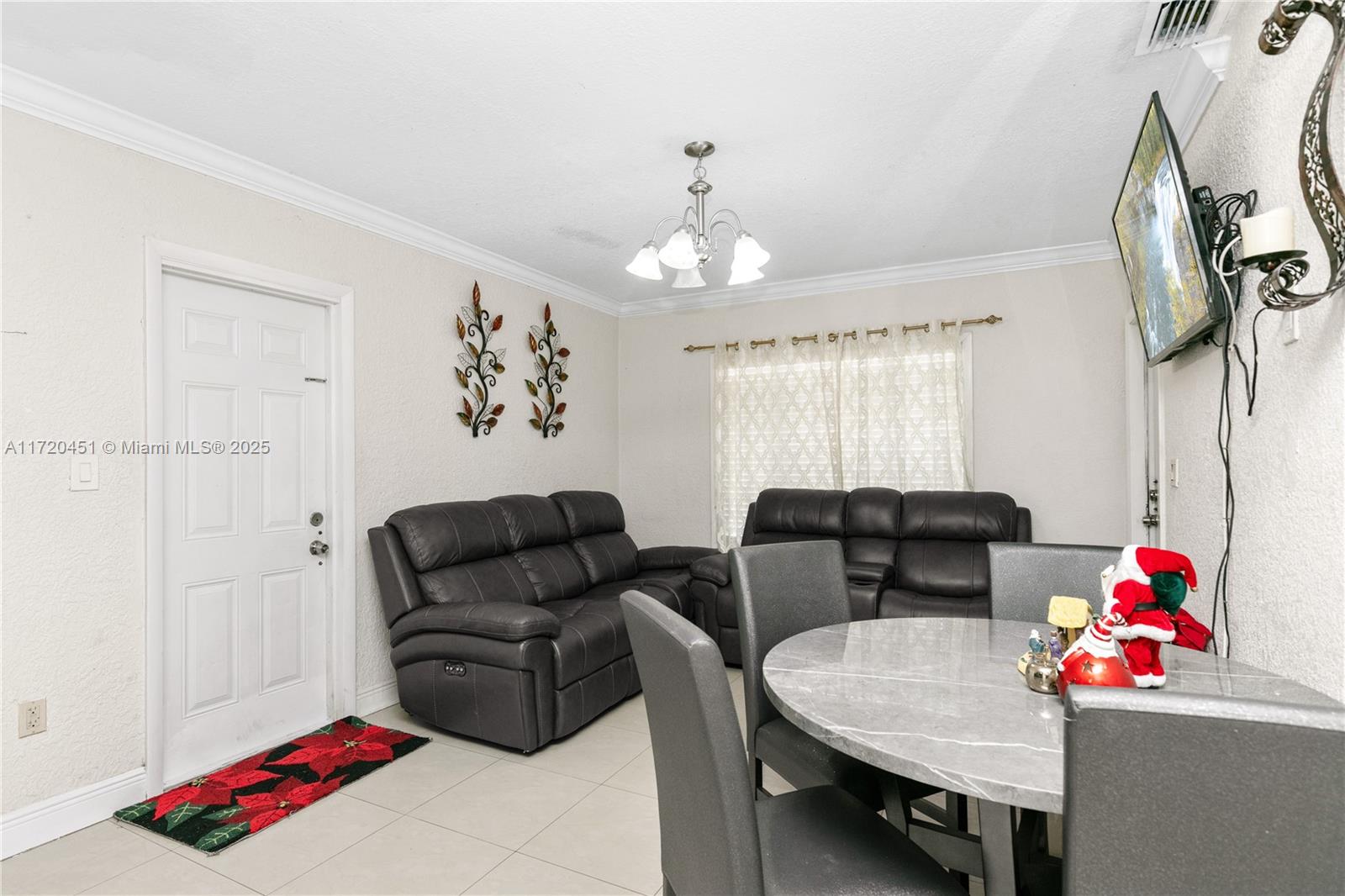 ESSEX VILLAGE-THIRD ADDIT - Residential