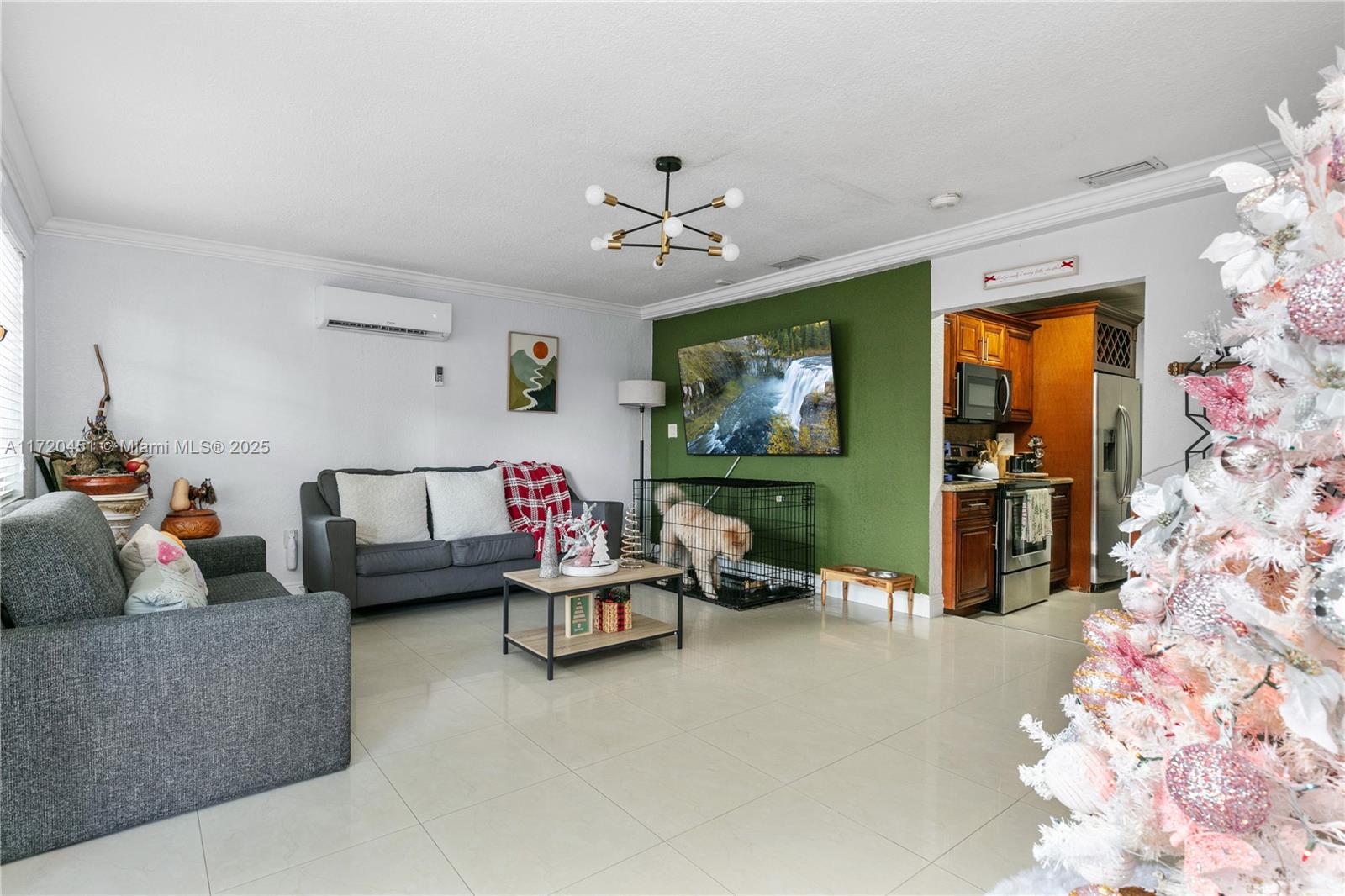 ESSEX VILLAGE-THIRD ADDIT - Residential