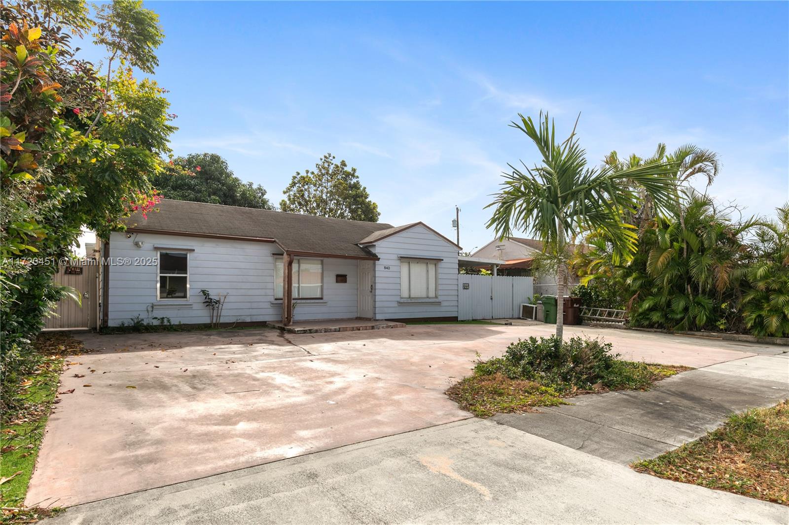 ESSEX VILLAGE-THIRD ADDIT - Residential