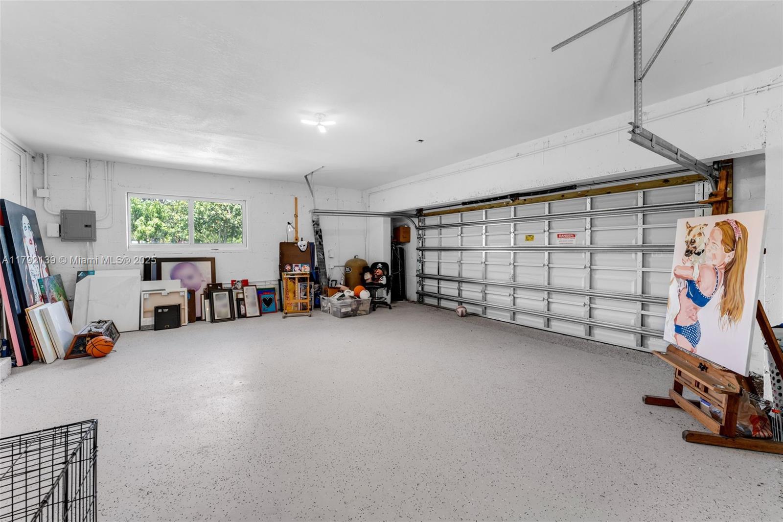 REDLAND 1.14 ACRE - Residential