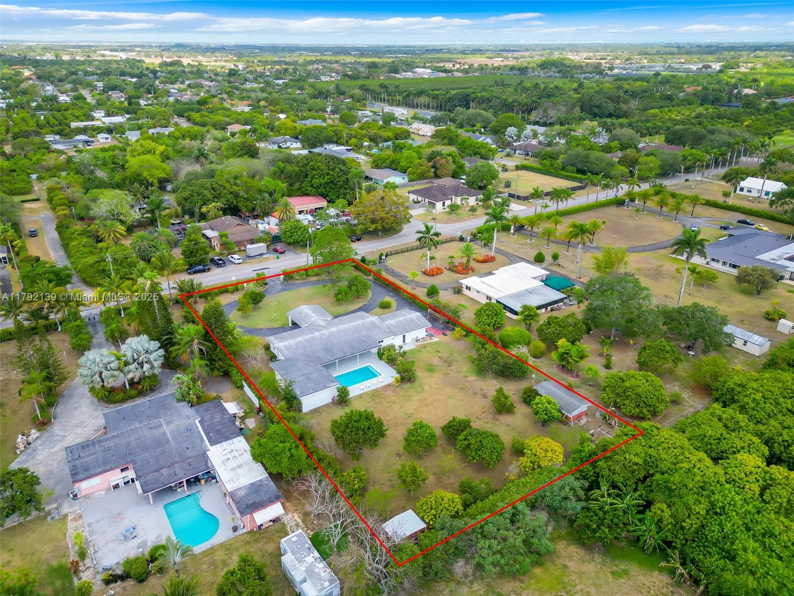 REDLAND 1.14 ACRE - Residential