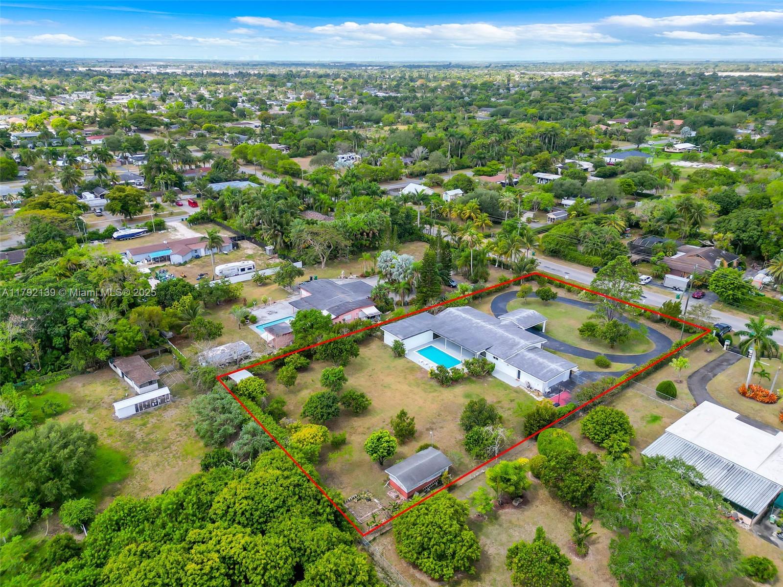 REDLAND 1.14 ACRE - Residential
