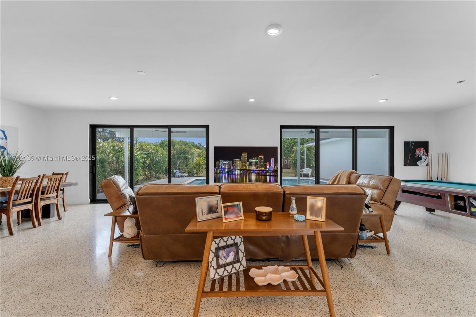 REDLAND 1.14 ACRE - Residential