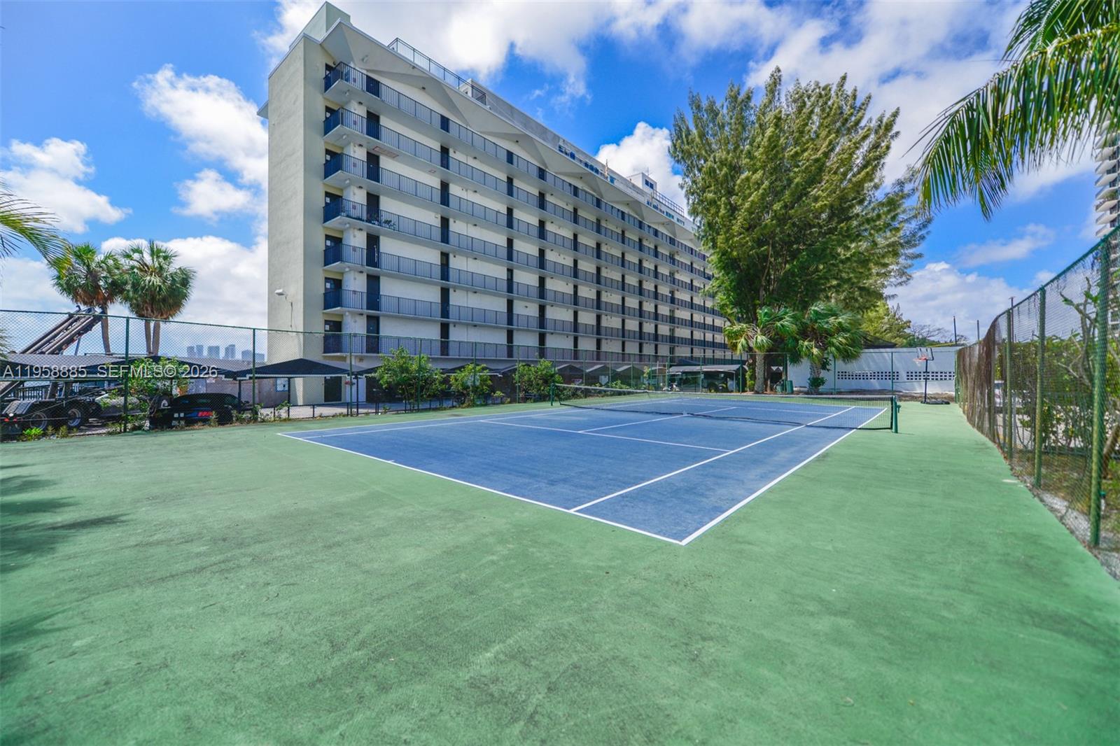 CLIPPER CONDO NO 1 - Residential Lease