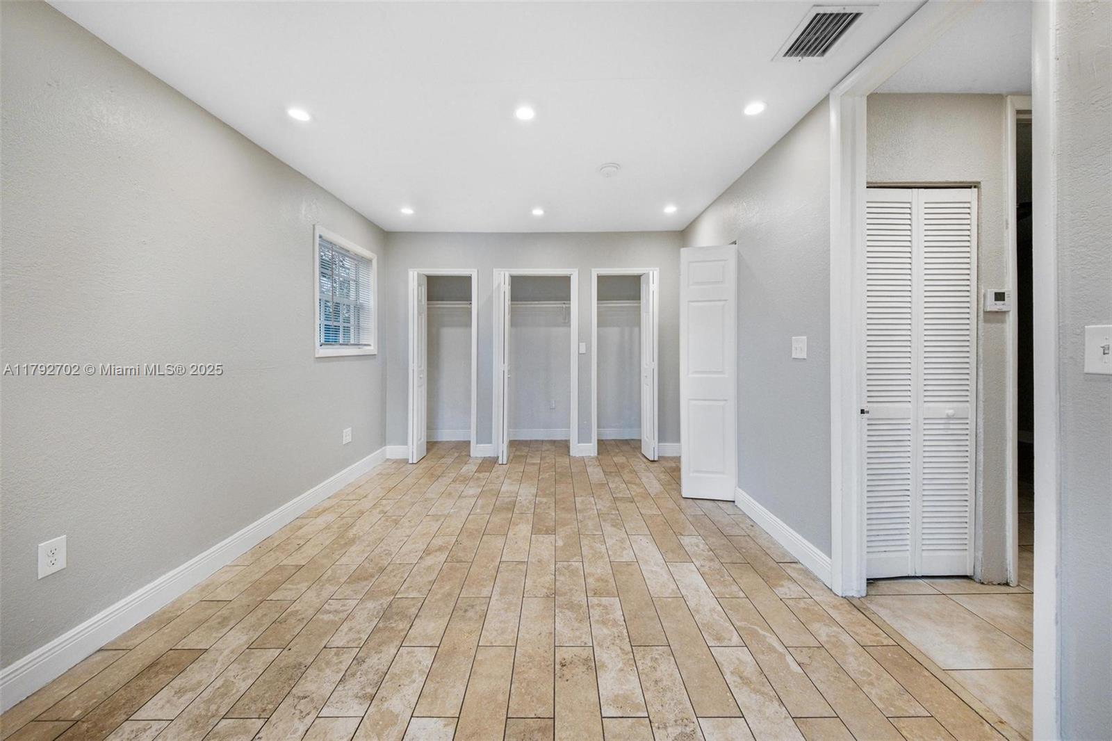 IVES ESTATES SEC 5 - Residential