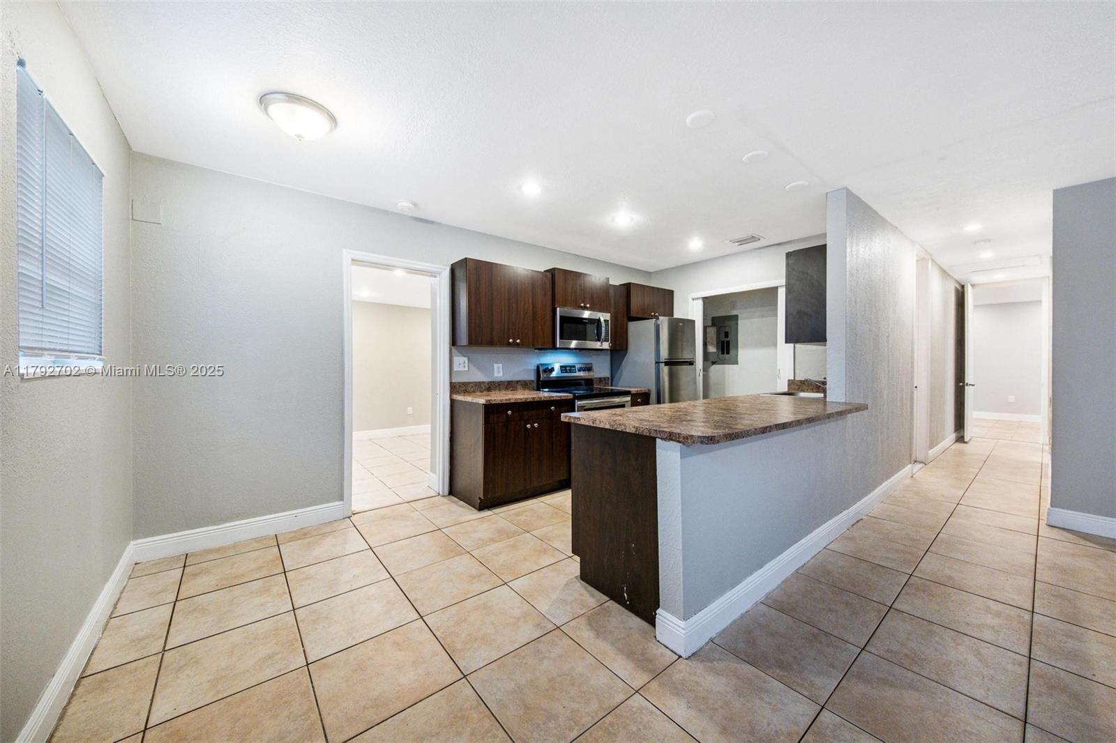 IVES ESTATES SEC 5 - Residential