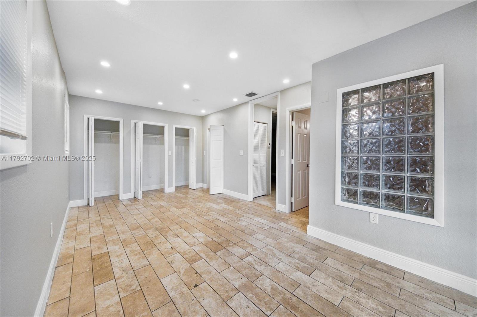 IVES ESTATES SEC 5 - Residential