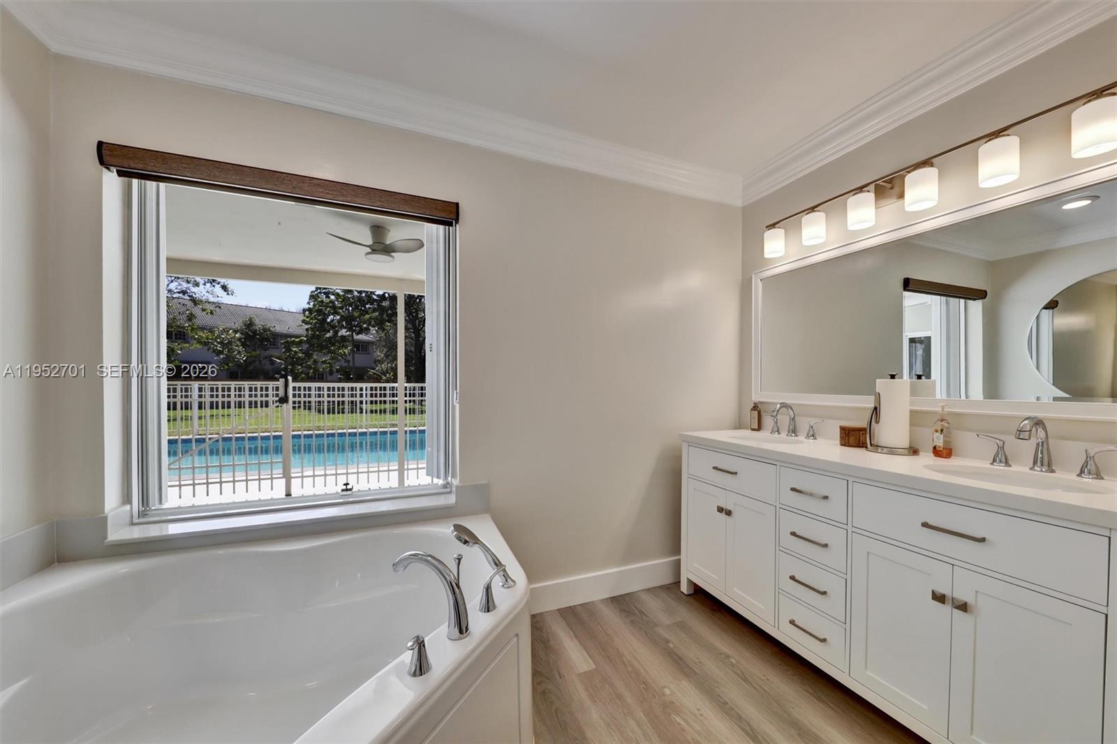 CLUSTERS CORAL SPRINGS - Residential