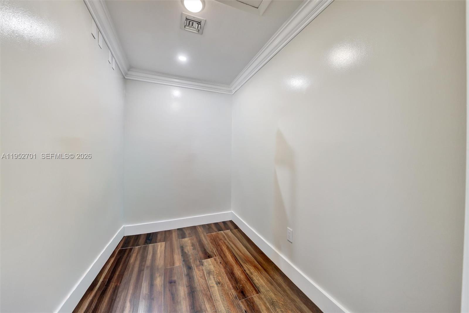 CLUSTERS CORAL SPRINGS - Residential