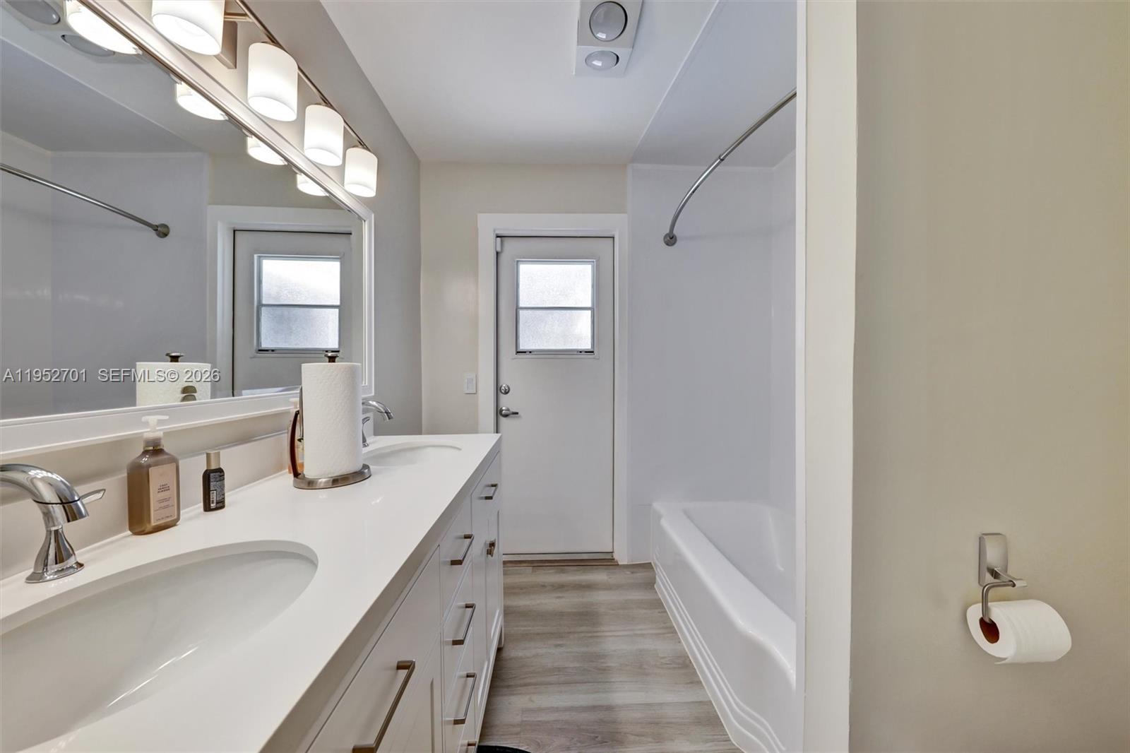 CLUSTERS CORAL SPRINGS - Residential