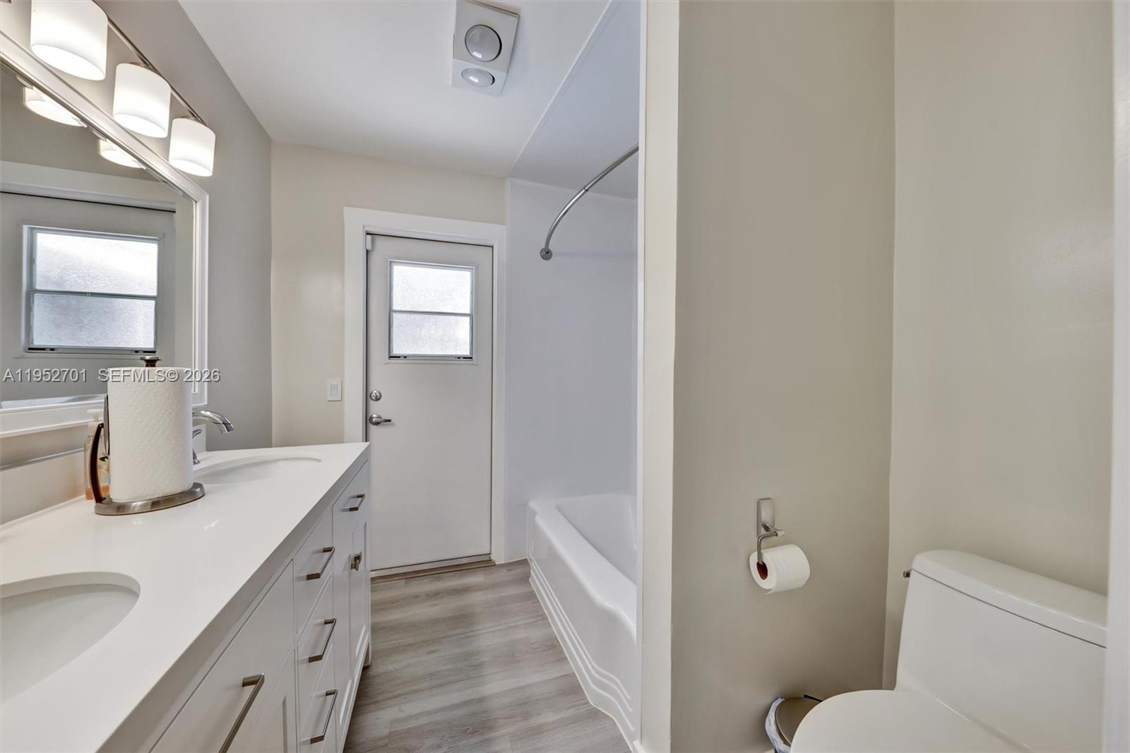 CLUSTERS CORAL SPRINGS - Residential