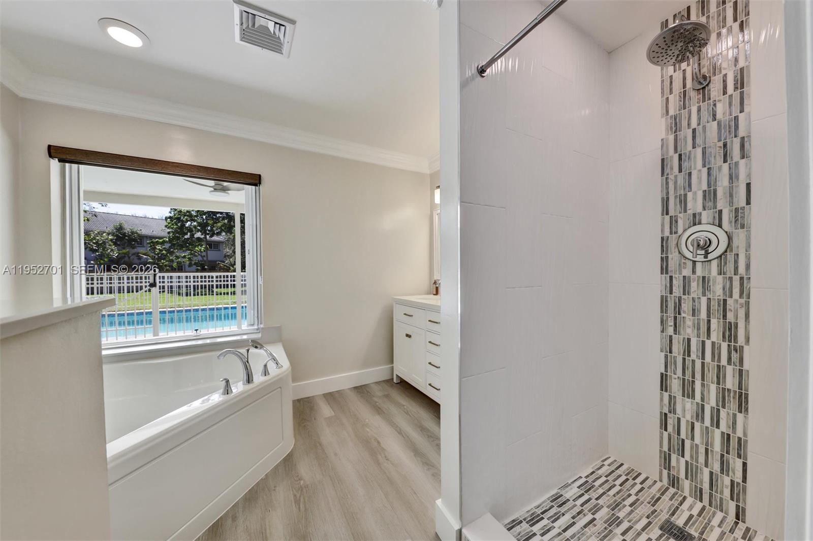 CLUSTERS CORAL SPRINGS - Residential