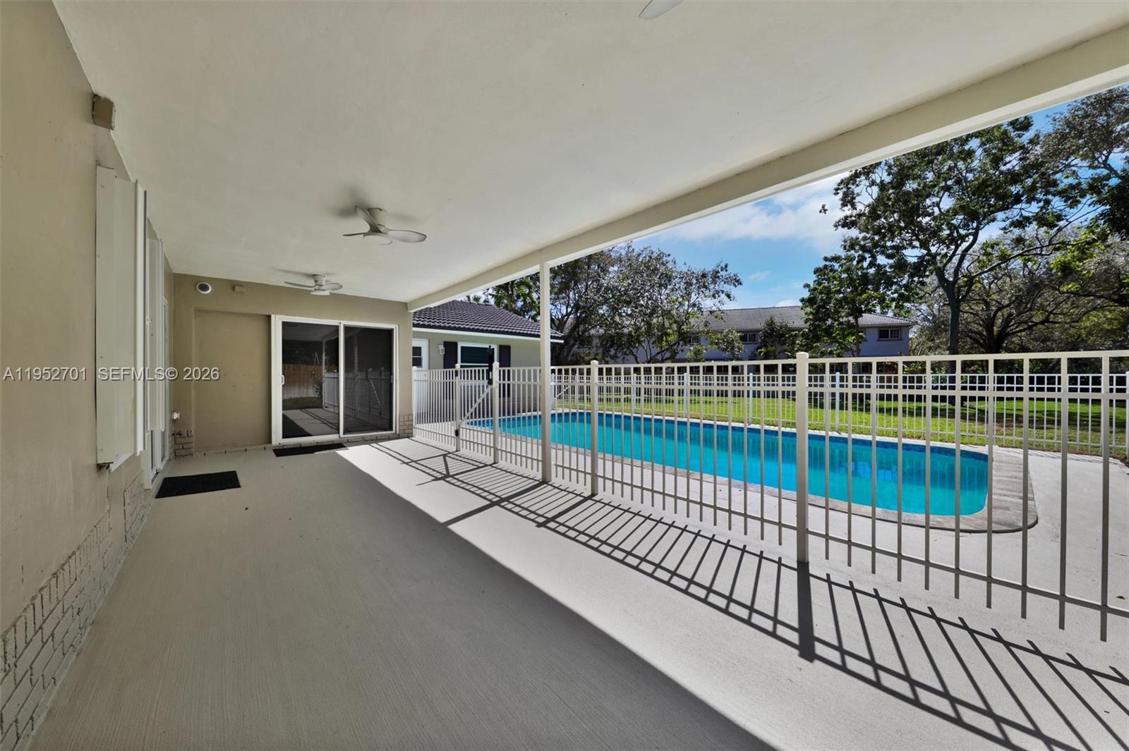 CLUSTERS CORAL SPRINGS - Residential