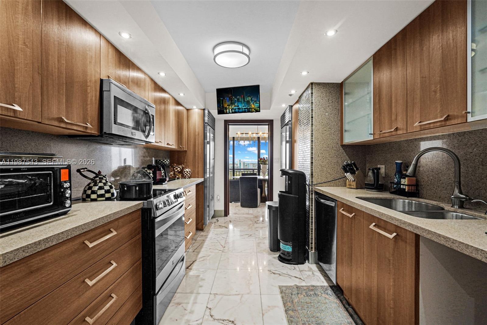 THE TIFFANY OF BAL HARBOU - Residential