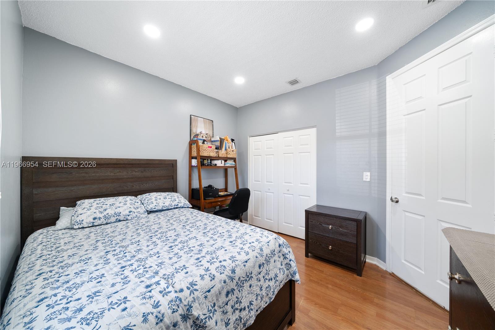 MARBELLA COVE - Residential