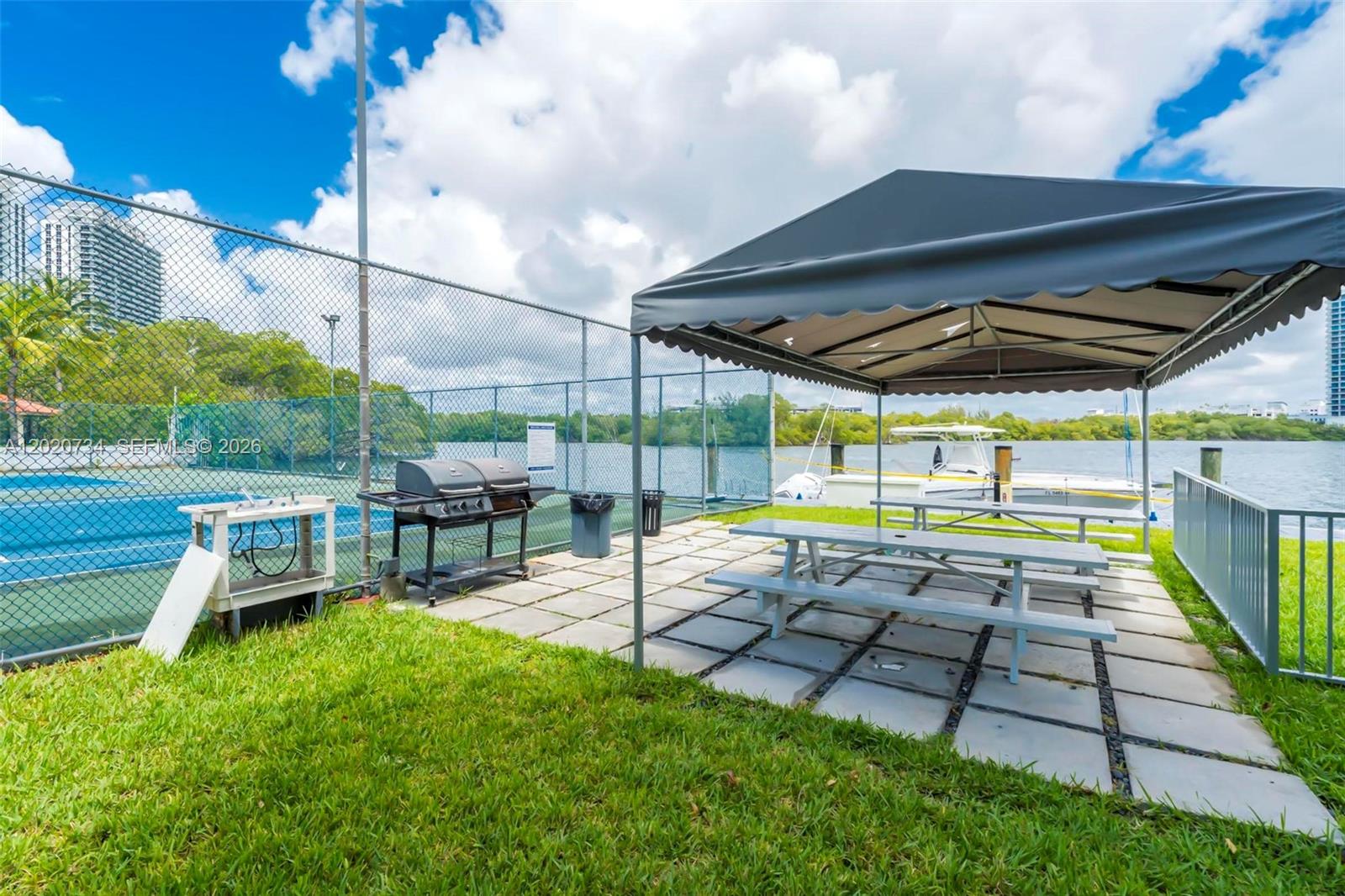 REEF EAST CONDO - Residential
