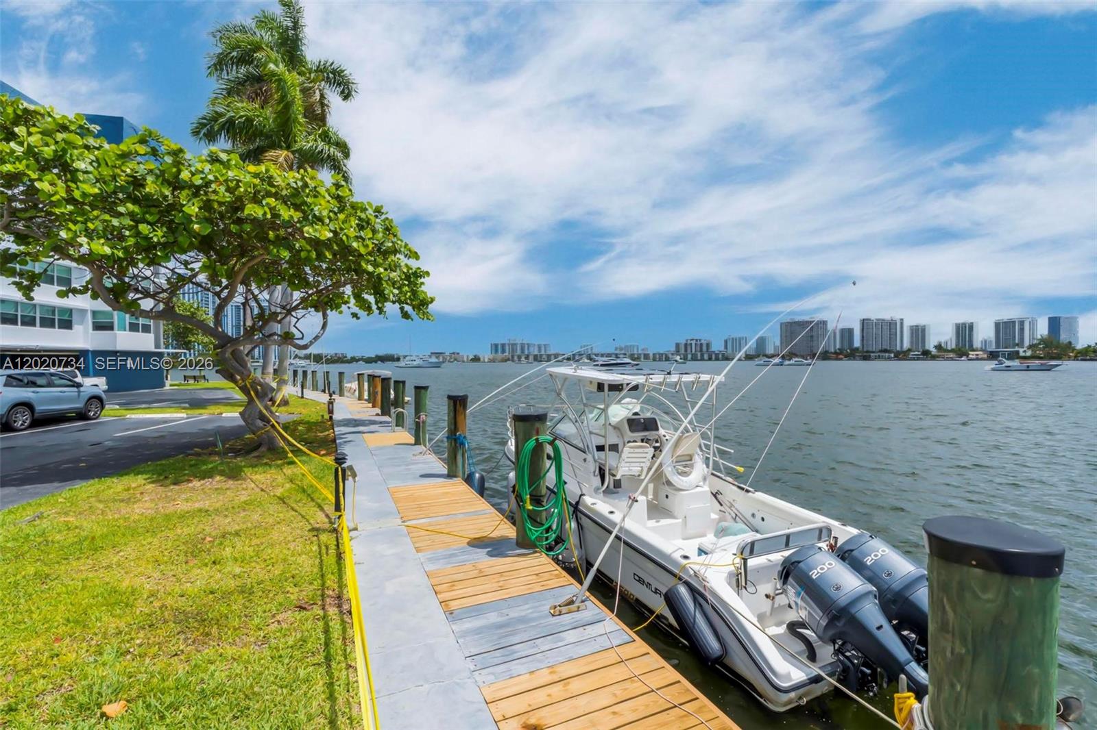 REEF EAST CONDO - Residential