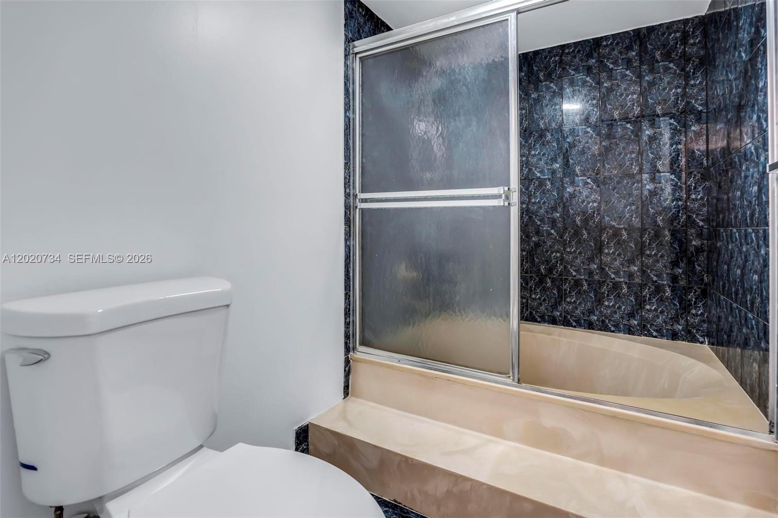 REEF EAST CONDO - Residential