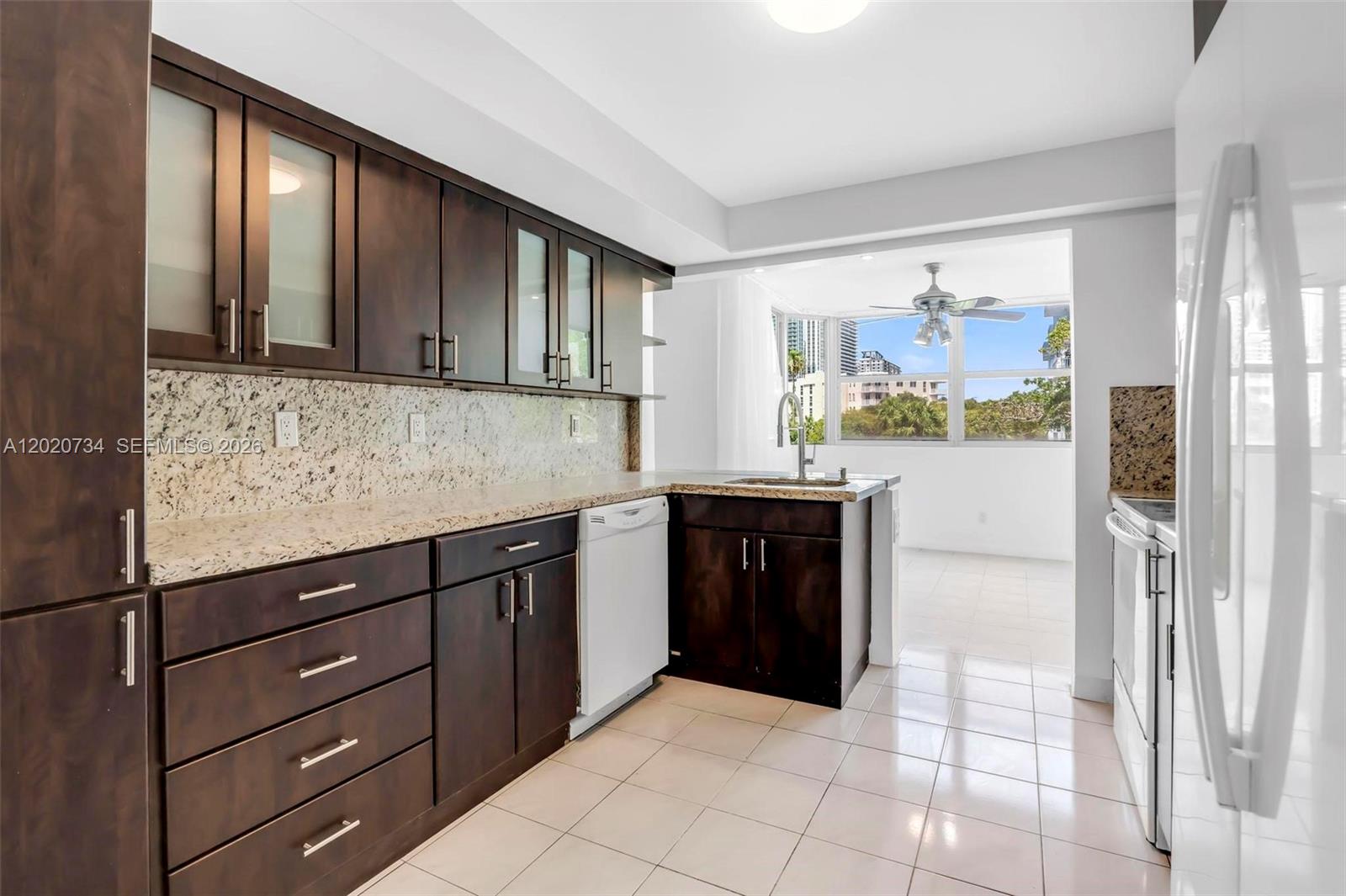 REEF EAST CONDO - Residential