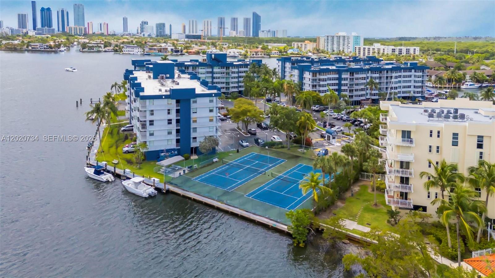 REEF EAST CONDO - Residential