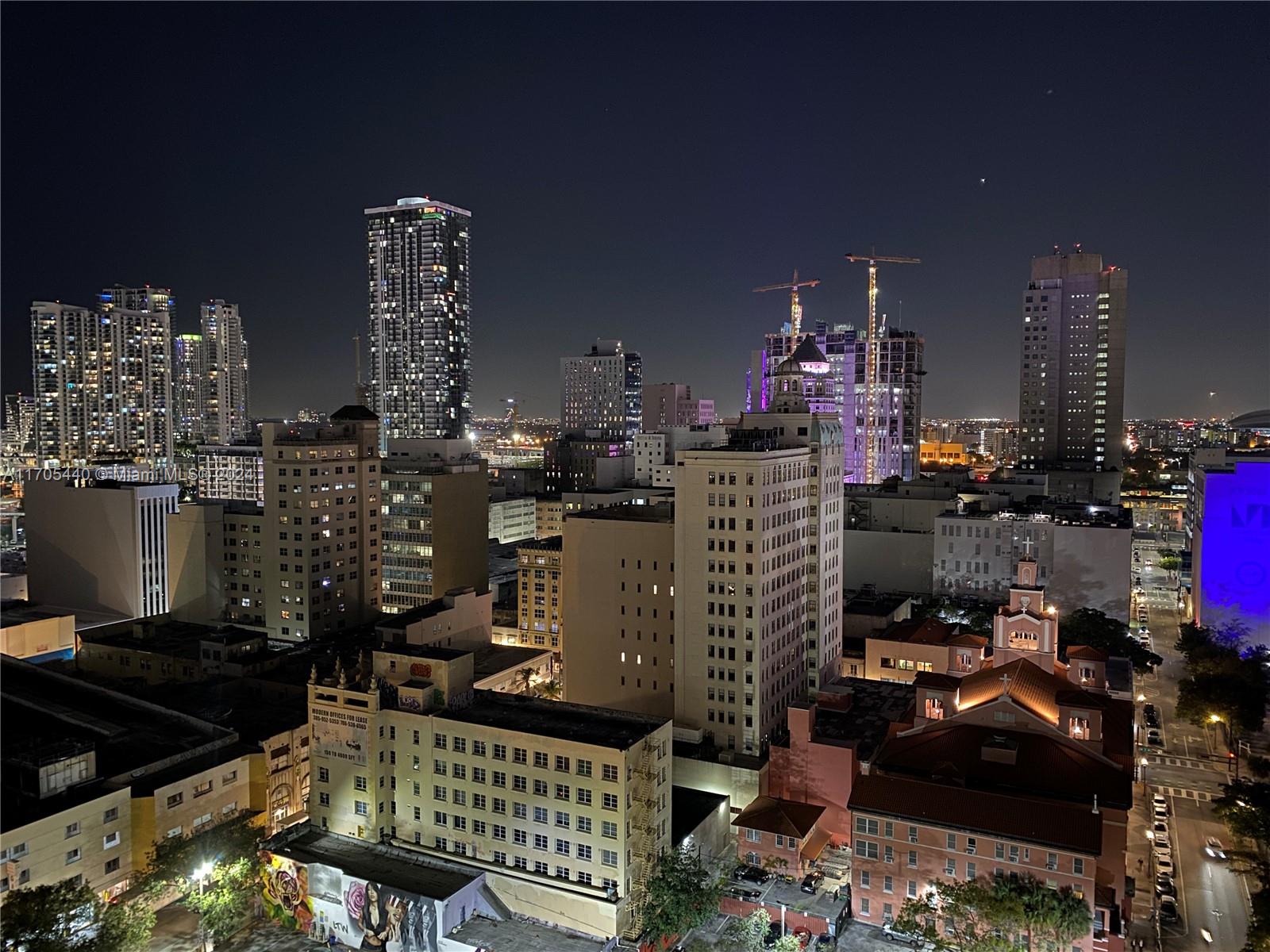 THE LOFT DOWNTOWN II COND - Residential