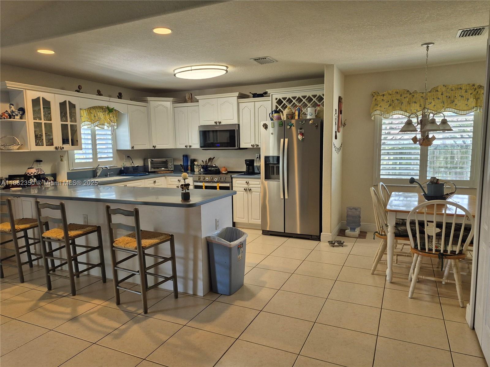 REDLANDS COVE - Residential