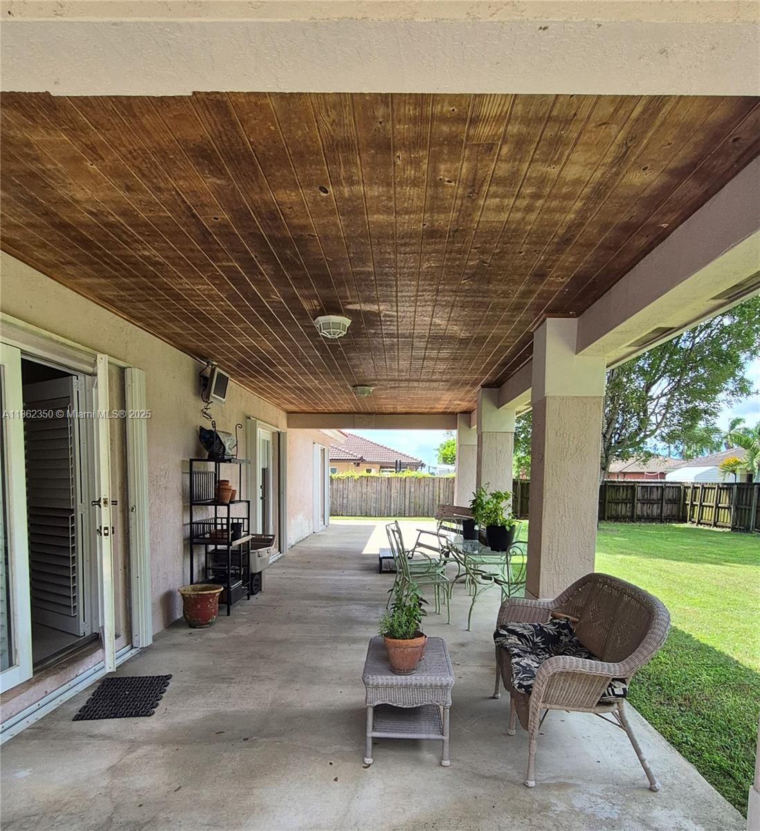 REDLANDS COVE - Residential