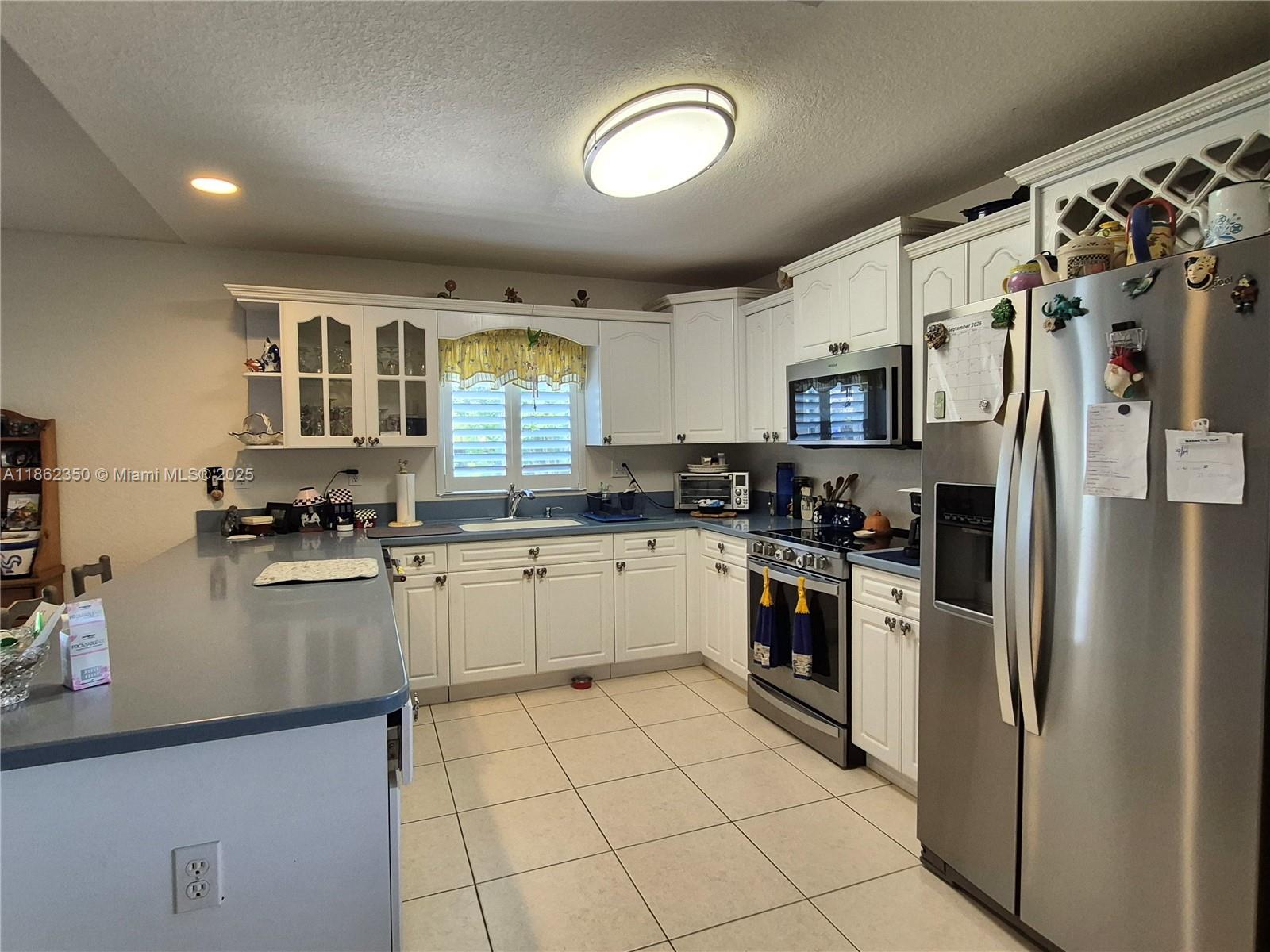 REDLANDS COVE - Residential